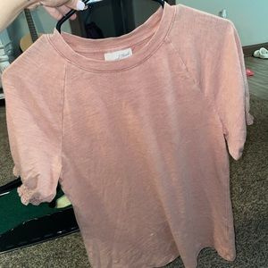 Scrunched sleeve tshirt